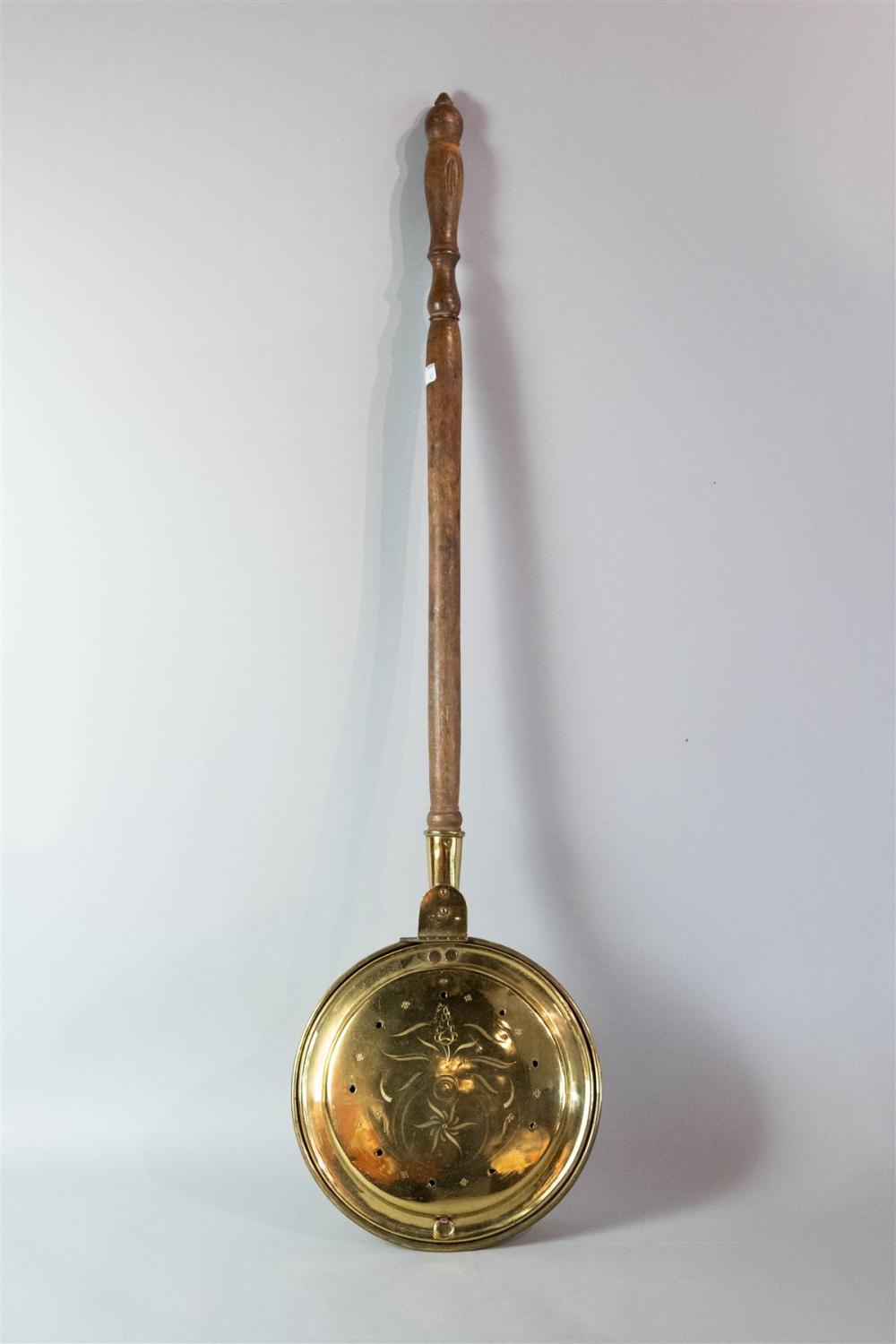 ENGLISH BRASS BED WARMERENGLISH