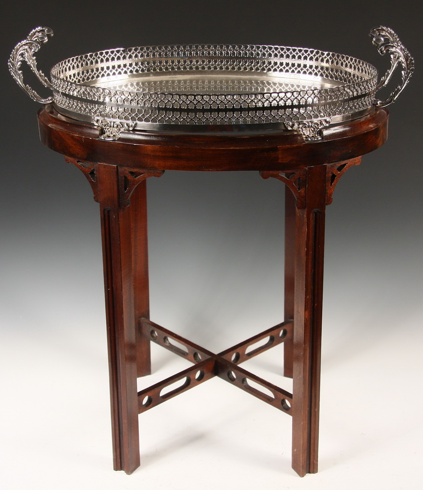 ENGLISH BUTLER'S STAND - Early 20th