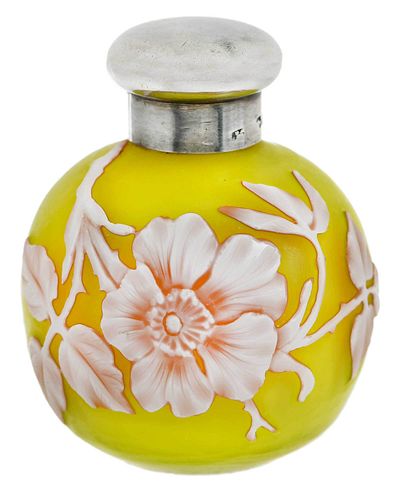 ENGLISH CAMEO GLASS PERFUMEcirca