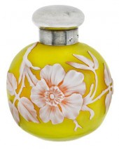 ENGLISH CAMEO GLASS PERFUMEcir