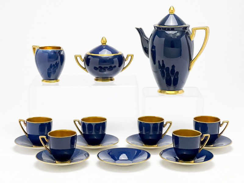 ENGLISH CARLTON WARE COFFEE