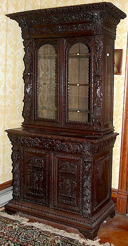 ENGLISH CARVED COURT CUPBOARDA