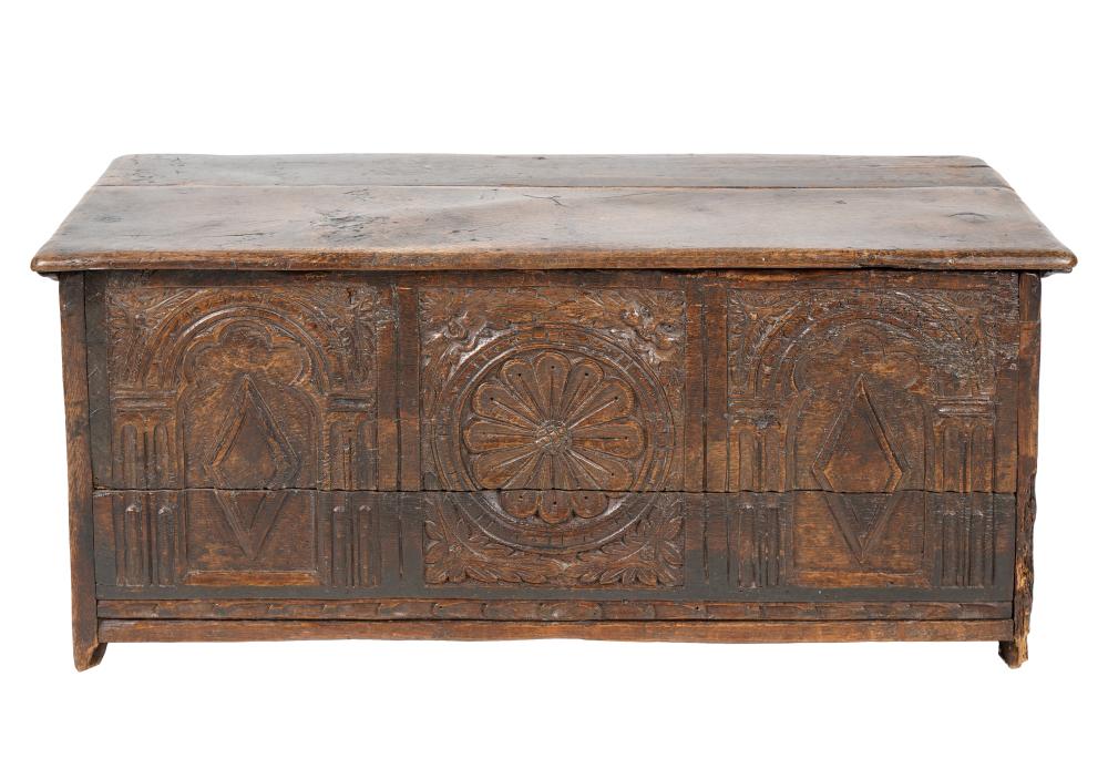 ENGLISH CARVED OAK CHEST17th /