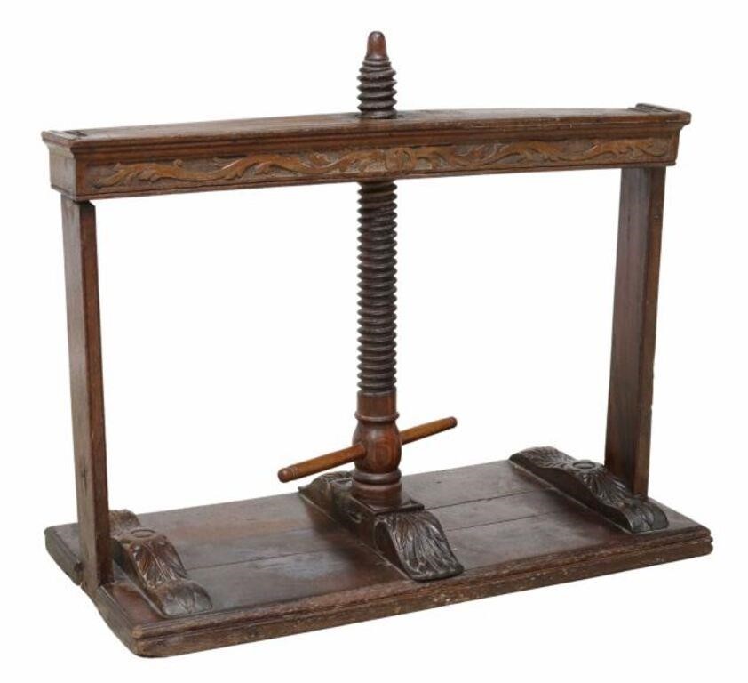 ENGLISH CARVED OAK LINEN