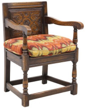 ENGLISH CARVED OAK WAINSCOT CH