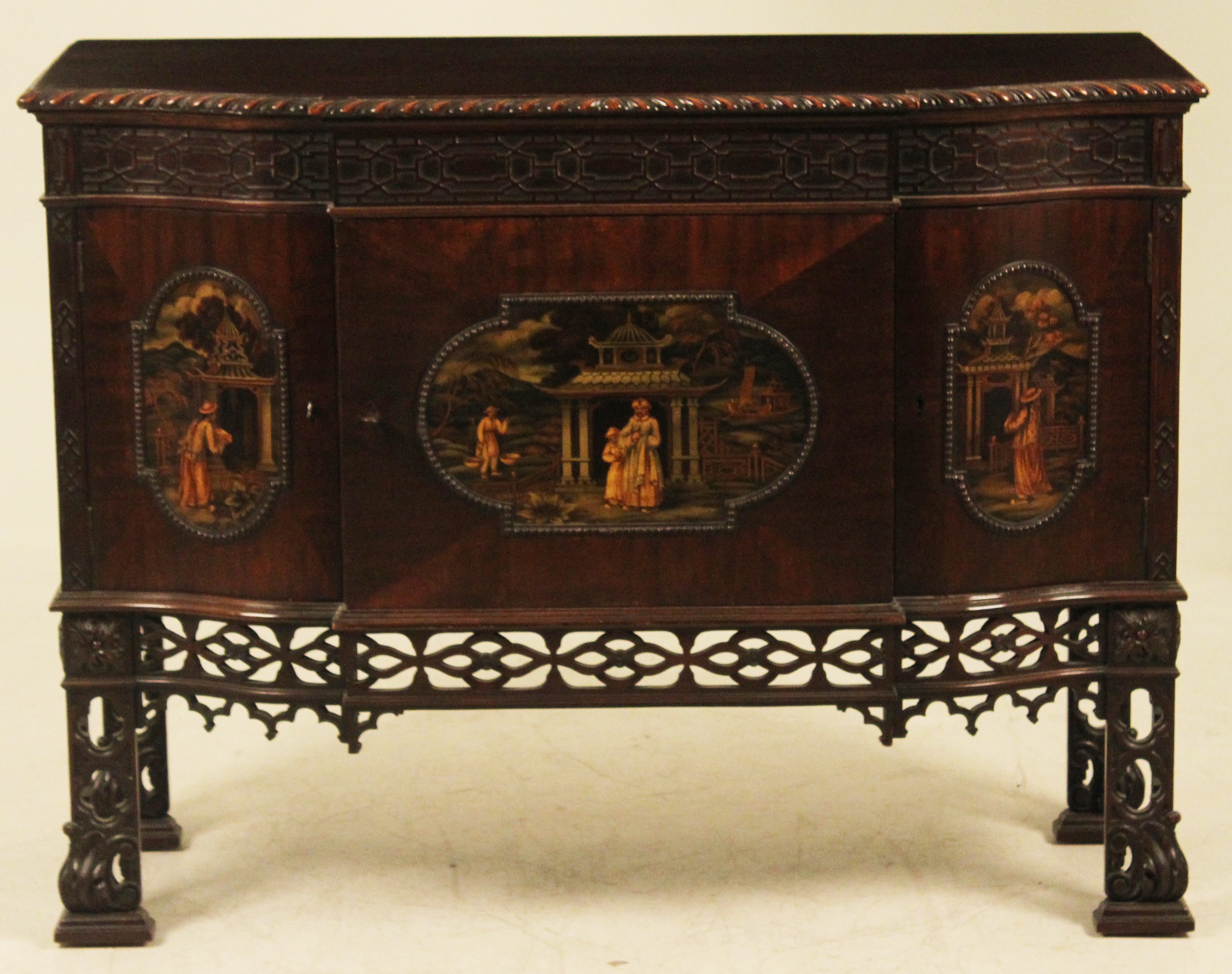 ENGLISH CHINESE CHIPPENDALE STYLE
