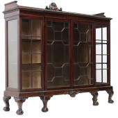 ENGLISH CHIPPENDALE STYLE MAHO