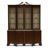 ENGLISH CHIPPENDALE STYLE MAHO