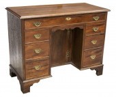 ENGLISH CHIPPENDALE STYLE MAHO
