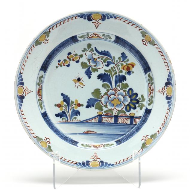 ENGLISH DELFT POLYCHROME CHARGER