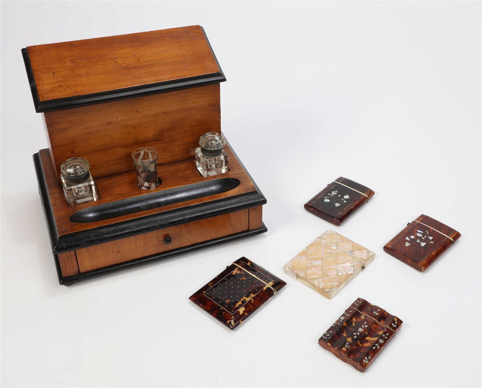 ENGLISH DESK STAND, TOGETHER AND