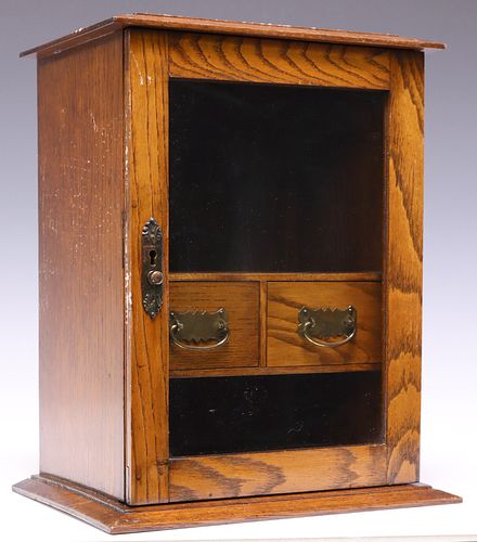 ENGLISH EDWARDIAN PERIOD GLAZED OAK
