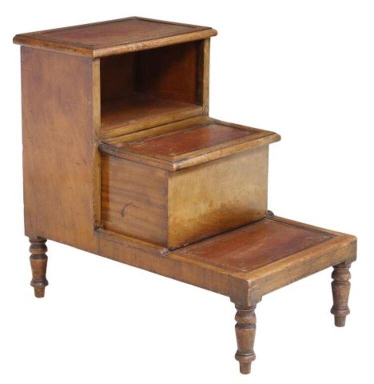 ENGLISH EMBOSSED LEATHER-TOP BED