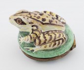 ENGLISH ENAMEL FROG BONBONNIER