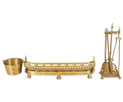 ENGLISH FIRE FENDEREnglish brass