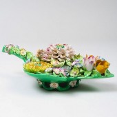 ENGLISH FLOWER ENCRUSTED PORCE