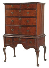 ENGLISH GEORGE II WALNUT CHEST