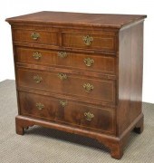 ENGLISH GEORGIAN CHEST OF DRAW