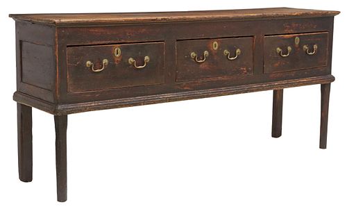ENGLISH GEORGIAN PERIOD LOW KITCHEN