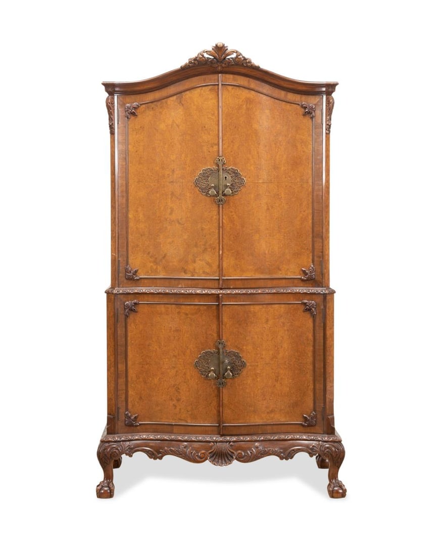 ENGLISH GEORGIAN STYLE BURL BAR