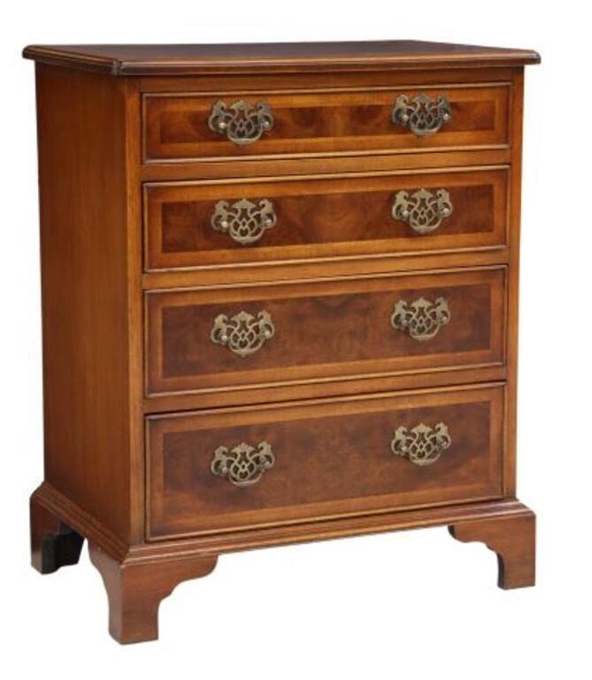 ENGLISH GEORGIAN STYLE CHEST OF