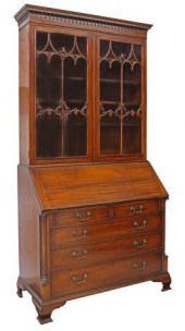 ENGLISH GEORGIAN STYLE MAHOGAN