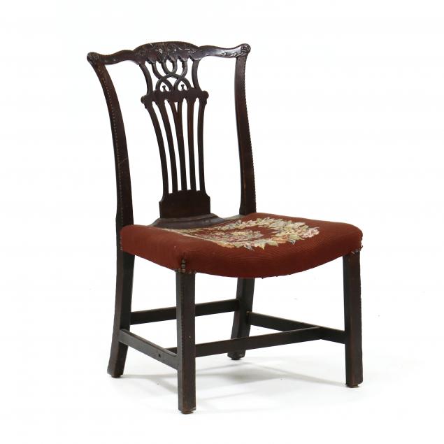ENGLISH HEPPLEWHITE CARVED MAHOGANY