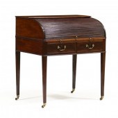 ENGLISH HEPPLEWHITE MAHOGANY T