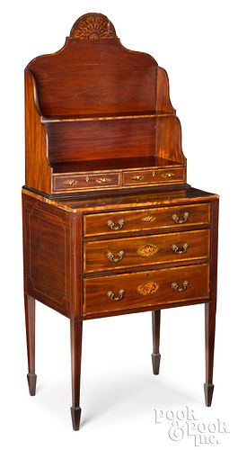 ENGLISH HEPPLEWHITE MAHOGANY