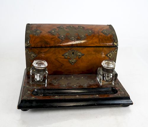 ENGLISH INKWELL/LETTER