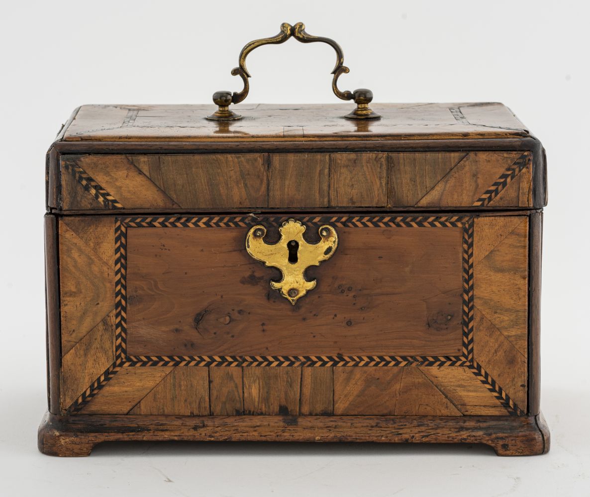 ENGLISH INLAID WOOD GAME BOX