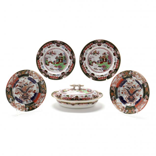 ENGLISH IRONSTONE COVERED SERVER