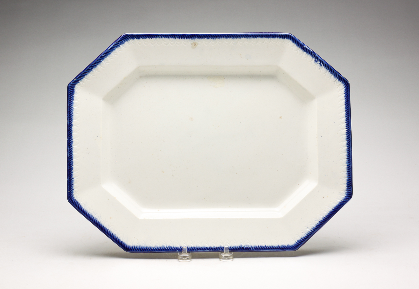 ENGLISH IRONSTONE FEATHER EDGE