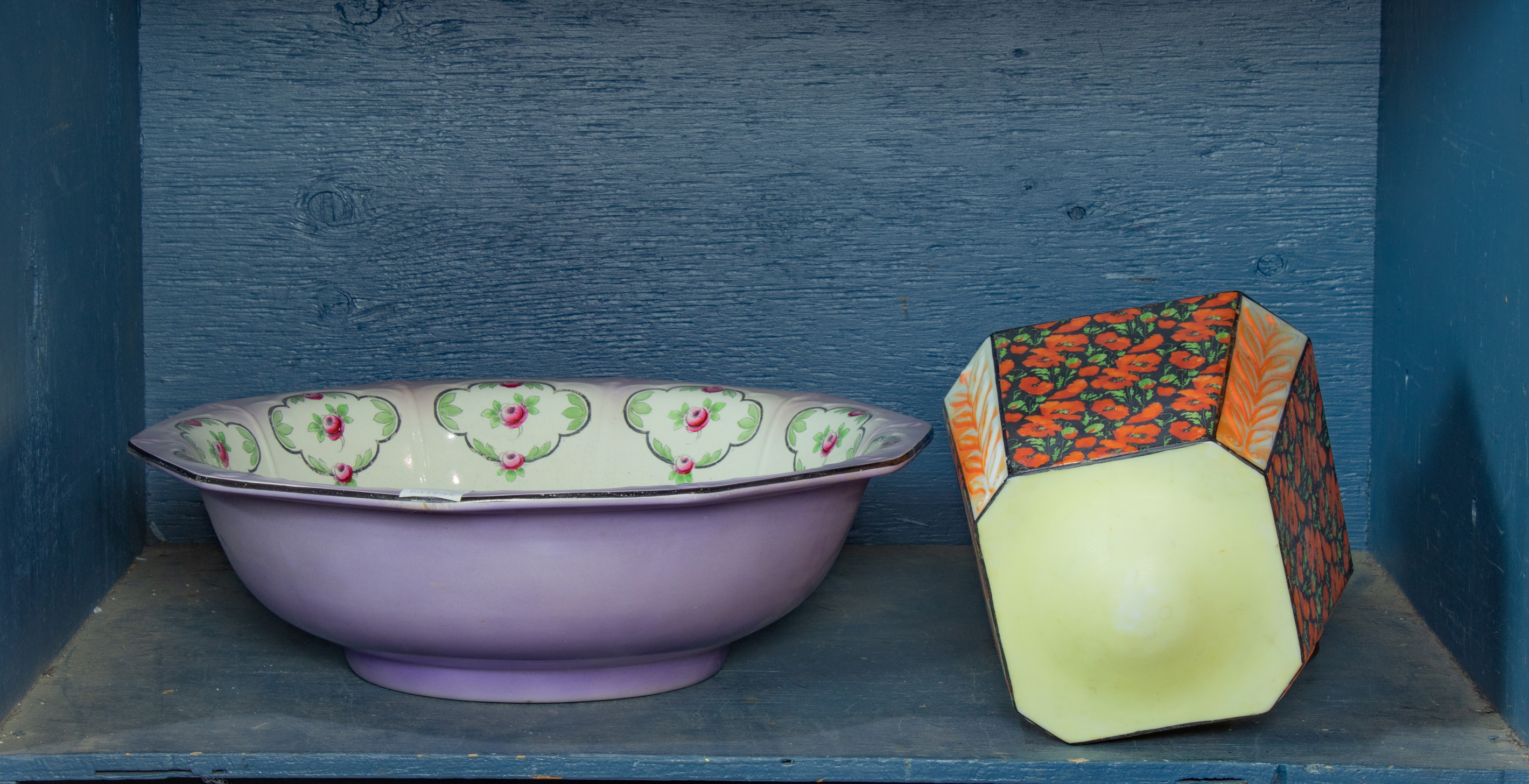 ENGLISH IRONSTONE WASH BASIN & DECO