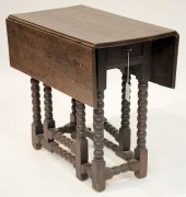 ENGLISH JACOBEAN OAK GATE LEG