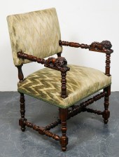 ENGLISH JACOBEAN STYLE LION CA