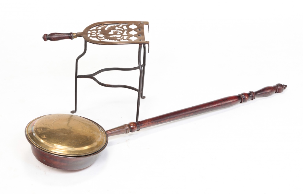 ENGLISH KETTLE AND BEDWARMER.