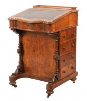 ENGLISH LINE-INLAID WALNUT DAV