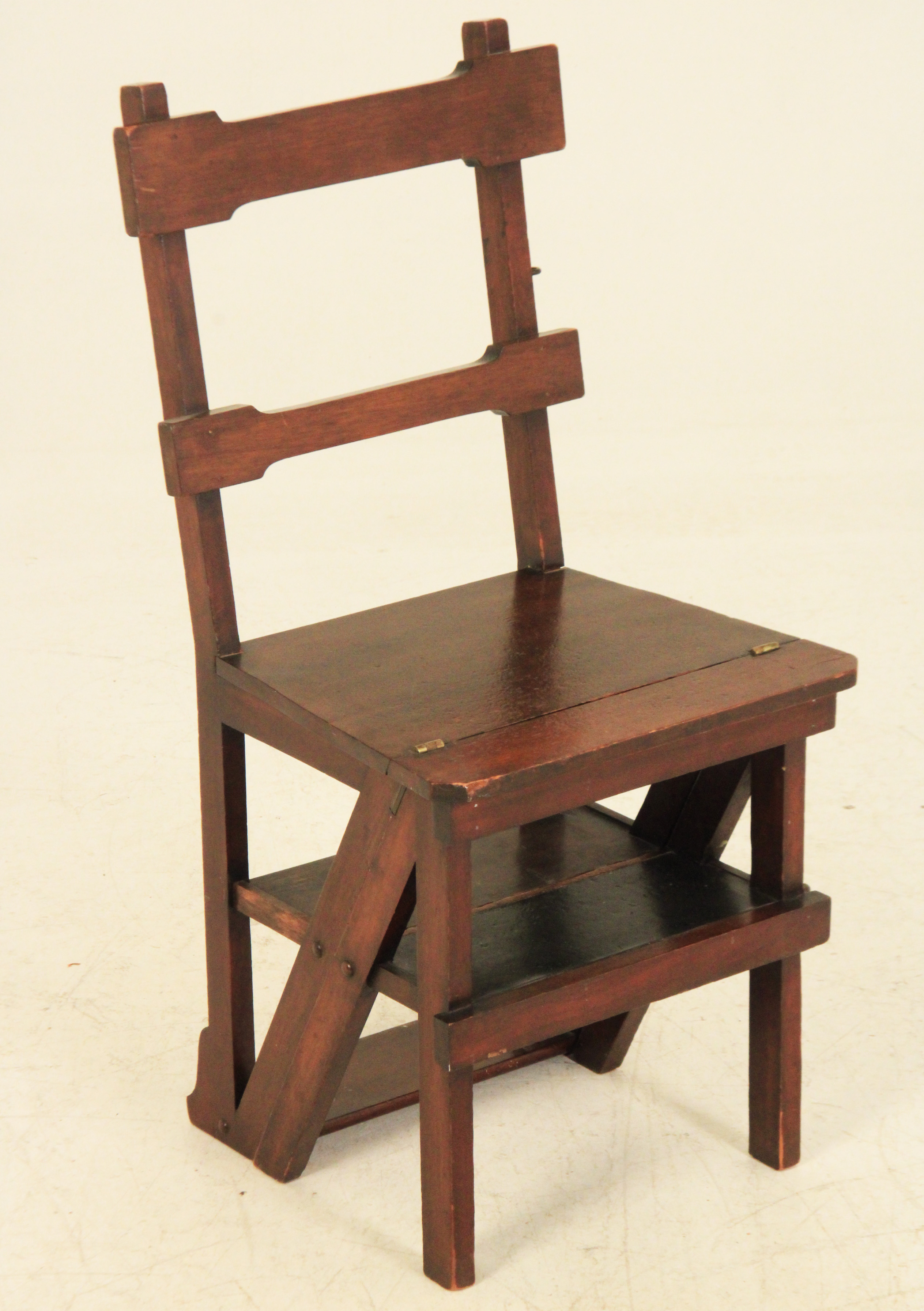 ENGLISH MAHOGANY ARTS AND CRAFTS