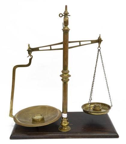 ENGLISH MAHOGANY & BRASS BALANCE