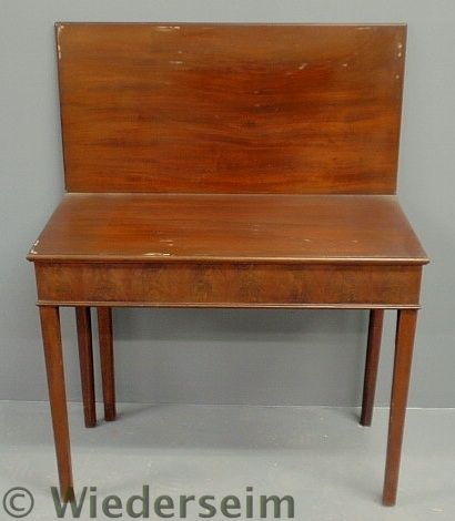English mahogany flip-top