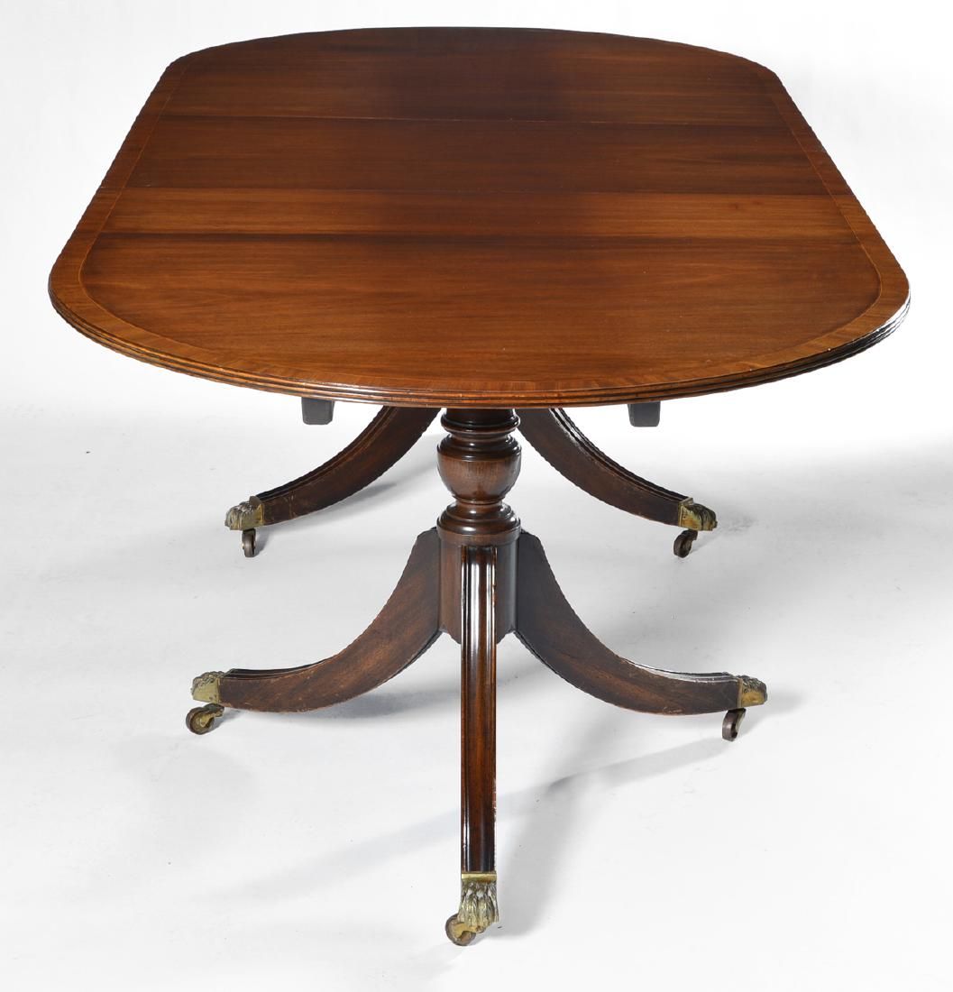 ENGLISH MAHOGANY PEDESTAL TABLE