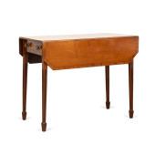 ENGLISH MAHOGANY PEMBROKE TABL