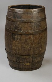 ENGLISH MILITARY POWDER KEG WI