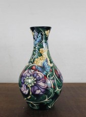 ENGLISH MOORCROFT 'TRIAL' ART