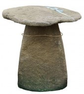 ENGLISH MUSHROOM FORM STADDLE