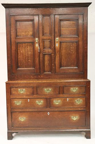 ENGLISH OAK 2-PART CUPBOARD ON