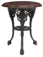 ENGLISH OAK &AMP; CAST IRON PU