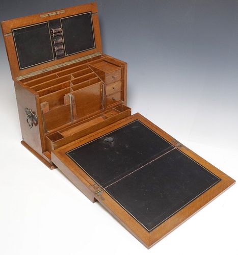 ENGLISH OAK &AMP; LEATHER WRITING