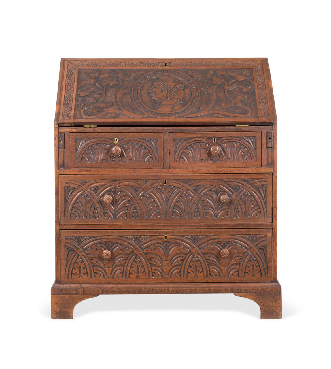 ENGLISH OAK ANTIQUARIAN DROP